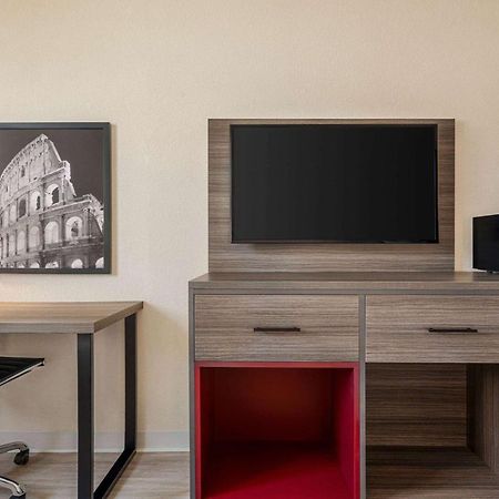 Ramada By Wyndham Allentown Bethlehem Екстер'єр фото