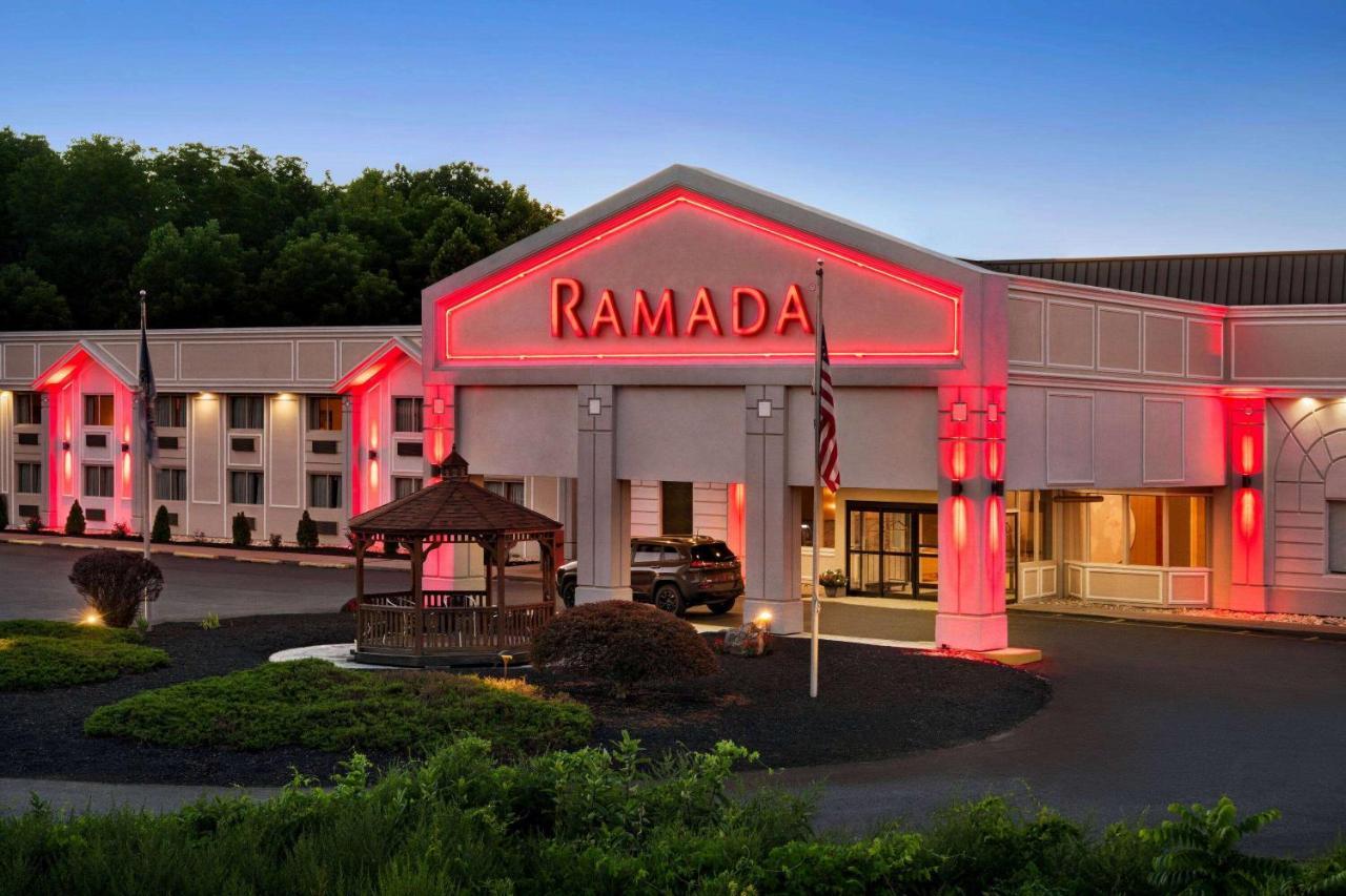 Ramada By Wyndham Allentown Bethlehem Екстер'єр фото