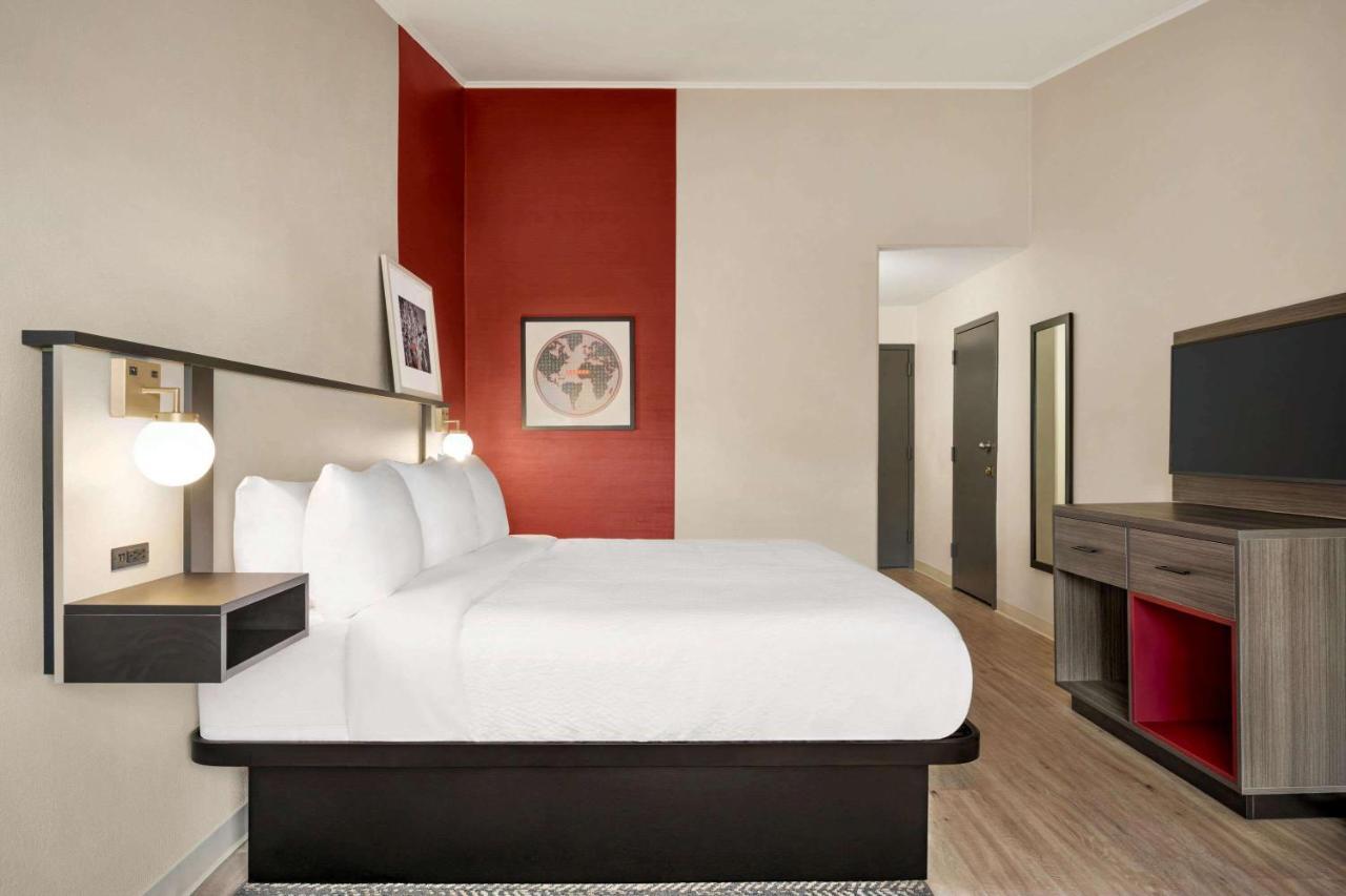 Ramada By Wyndham Allentown Bethlehem Екстер'єр фото