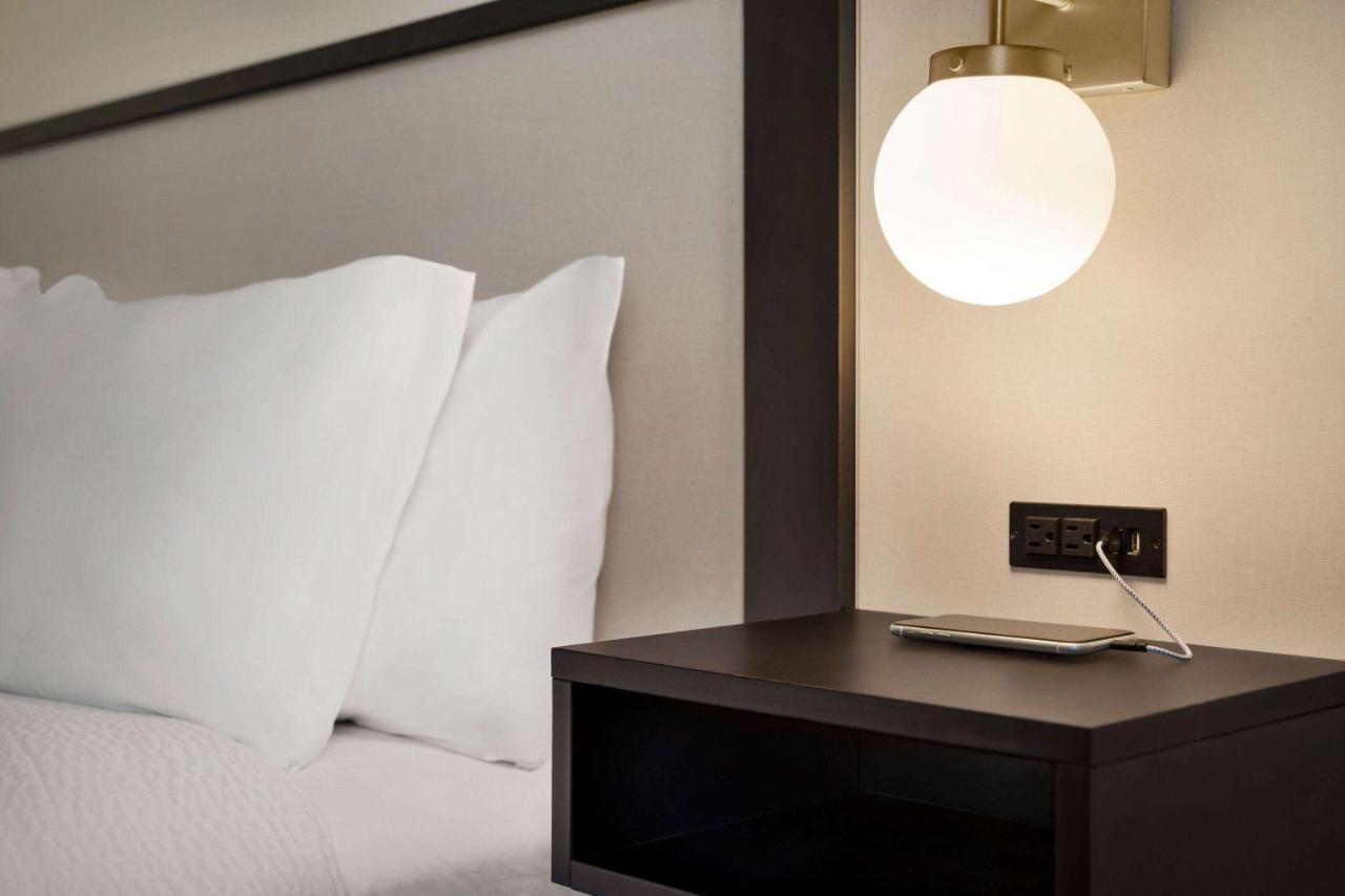 Ramada By Wyndham Allentown Bethlehem Екстер'єр фото